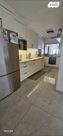 דירת גן, המצביאים 1, נאות יצחק, לוד