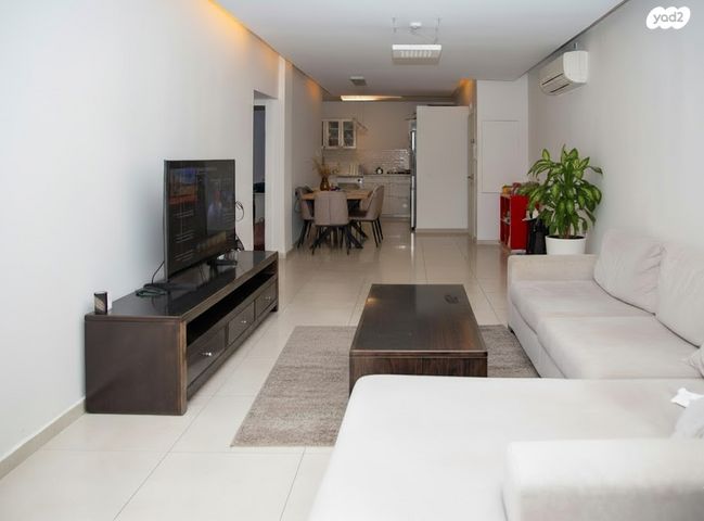 דירה, השרון 20, מרכז דרום, רעננה