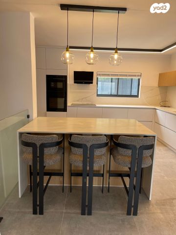 דו משפחתי, חלמונית 32, מורדות טבריה, טבריה