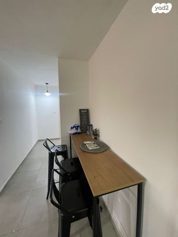 דירה, גיורא יוספטל 14, שכונה ד', באר שבע