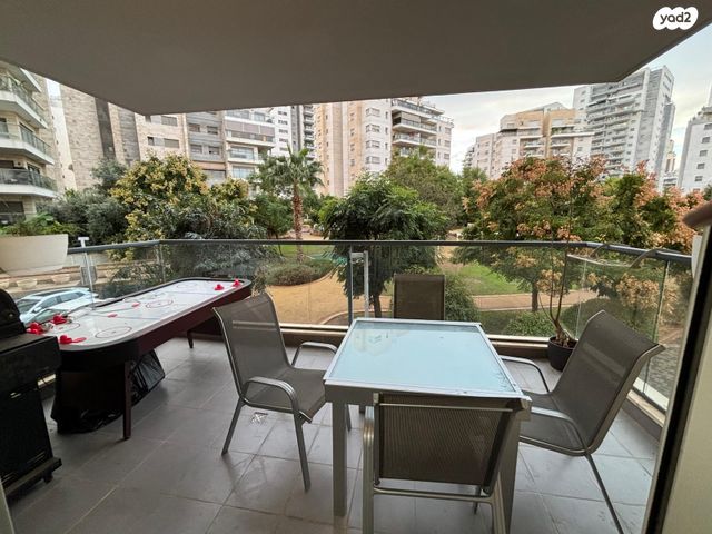 דירה, פרופ' אהרון צ'חנובר 11, רחובות המדע, רחובות