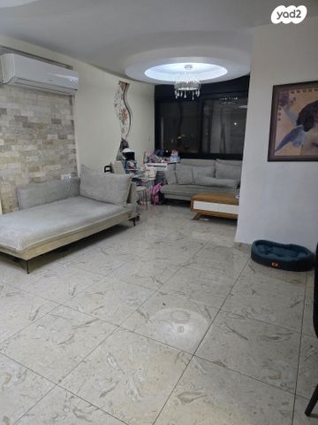 דירה, הפרחים 5, רמת בן גוריון, חיפה