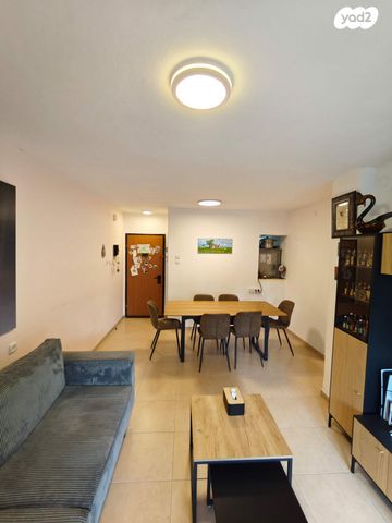 דרך אריאל שרון 18