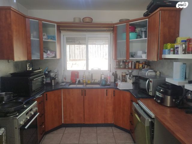 דו משפחתי, הגת 2, כוכב השחר, כוכב השחר