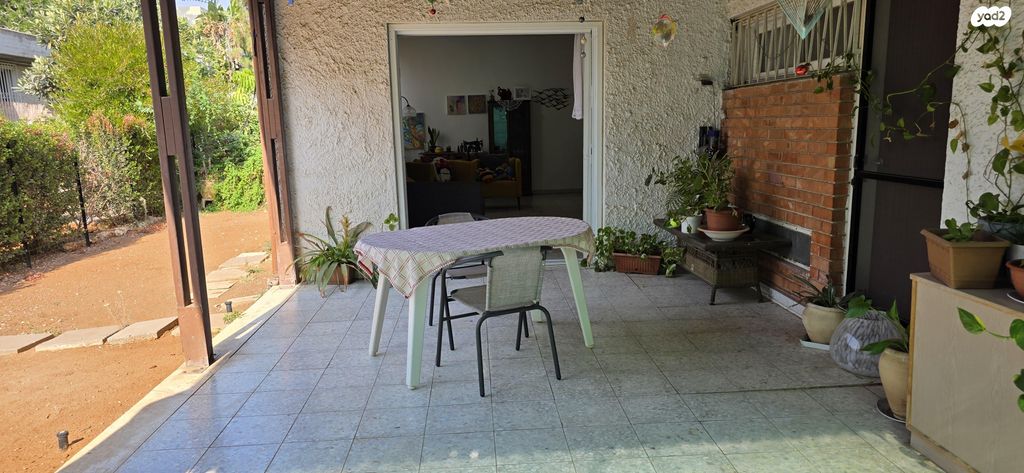 דו משפחתי, בית שמאי 5, מורשה, רמת השרון