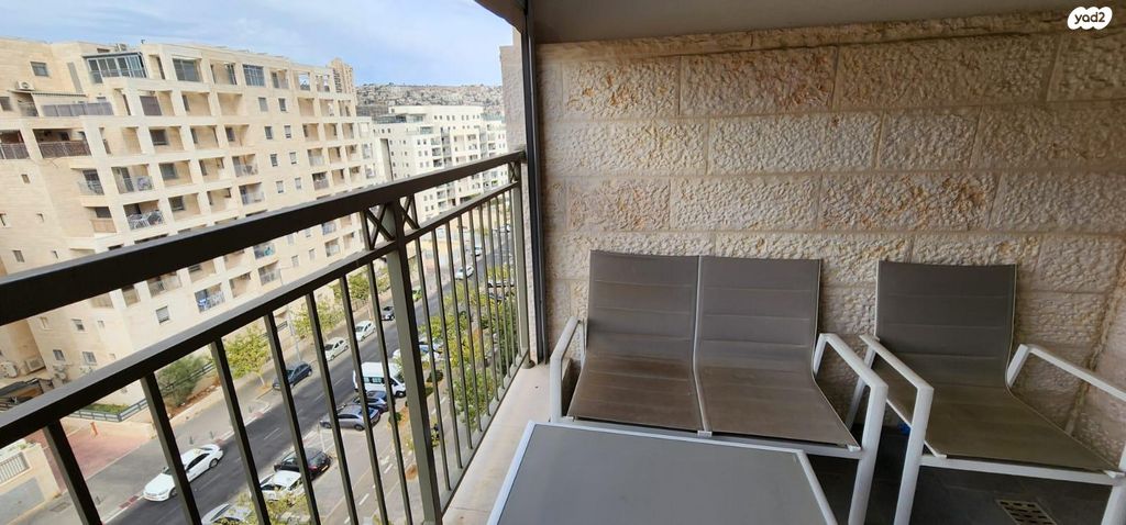 דירה, עמנואל זיסמן 17, חומת שמואל, הר חומה, ירושלים