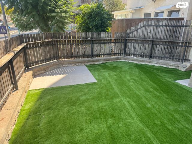 דירת גן, דרך הציונות 32, רובע ג', אריאל