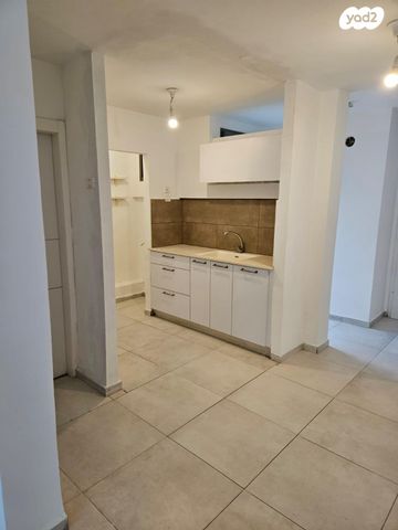 דירה, עירית 18, נווה גולן, יפו ג', תל אביב יפו