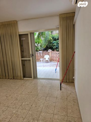 דירת גן, סיוון 22, רובע י"ב, אשדוד