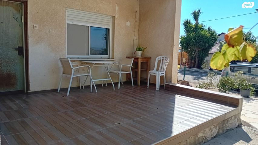 יחידת דיור, כנרת 1, כרכום, כרכום