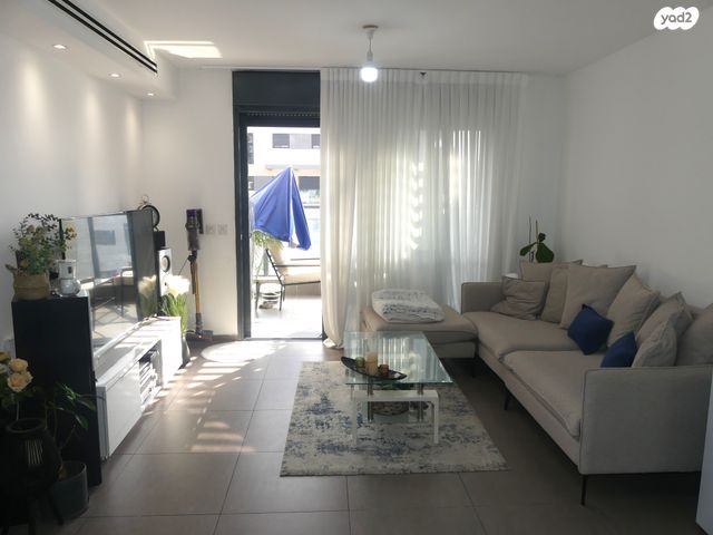 הרב שלום שבזי 195