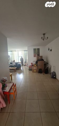 דירה, סוסקין 11, עיר, מרכז העיר, נהריה