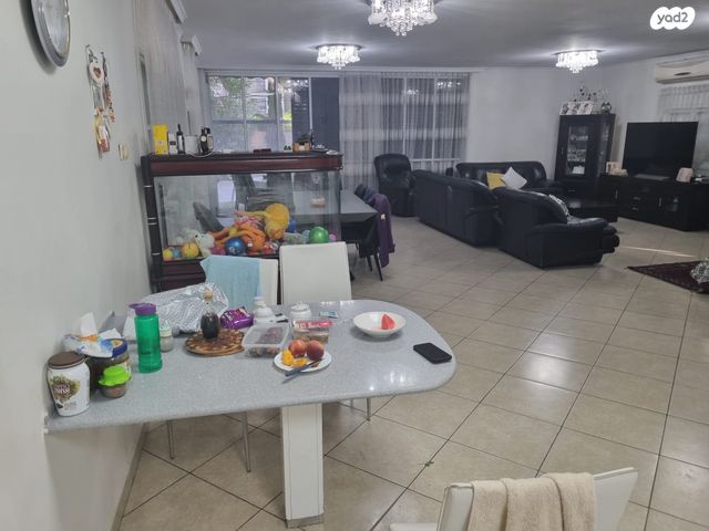 בית פרטי/ קוטג', עמק האלה 45, קרית קריניצי, רמת גן