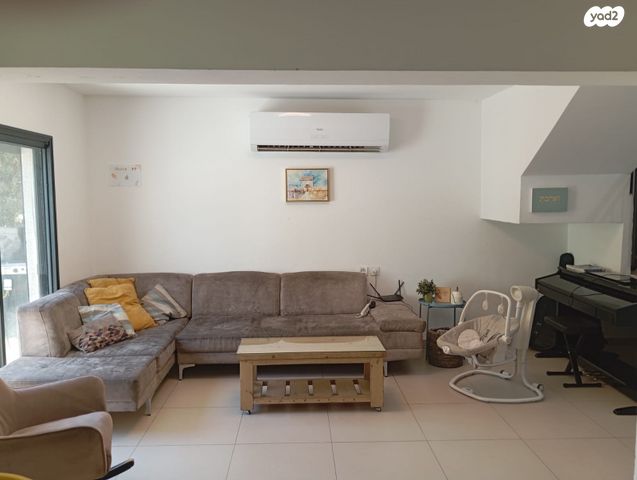 בית פרטי/ קוטג', סנונית 2, נווה, קצרין