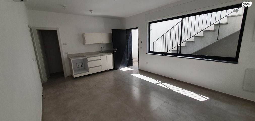 יוסף אהרונוביץ' 40