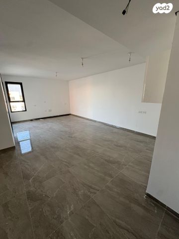 דירה, הרב פרץ ציוני 5, מרכז העיר, עפולה