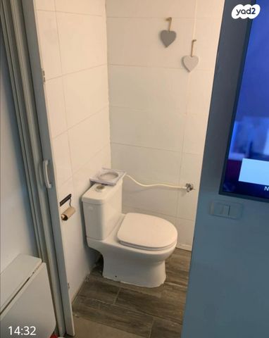 סטודיו/ לופט, אלחריזי 14, נחלת עדה, הרצליה