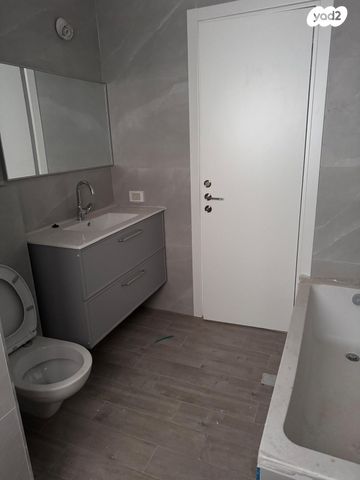 דירה, זמנהוף 5, נאות רחל, חולון