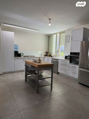 דירה, הדר 16, הרצליה הירוקה, נווה עובד, הרצליה