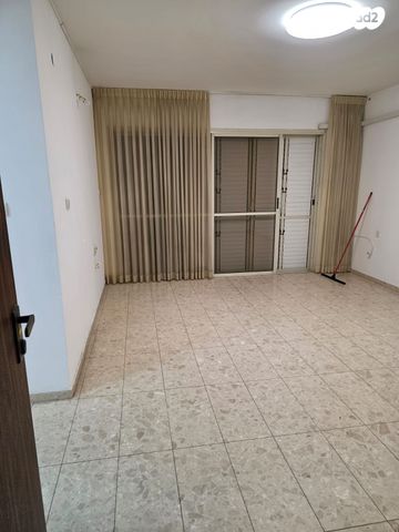 דירת גן, סיוון 22, רובע י"ב, אשדוד