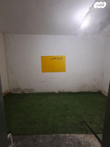 מחסן, אלי תבין 25, פסגת זאב, ירושלים