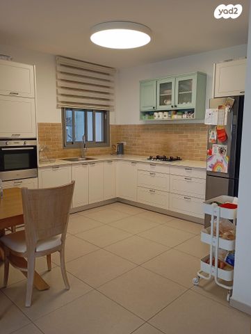 דירה, לוטם 31, הפרחים, חריש