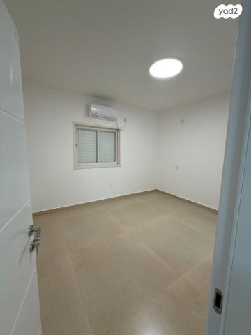 דירה, קדושי קהיר 11, רוטשילד עצמאות, בת ים