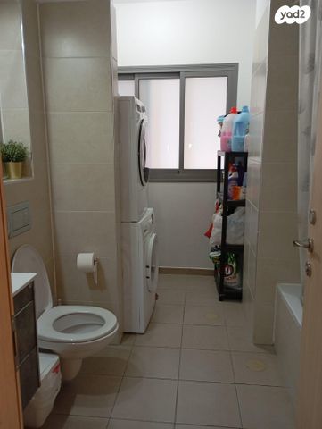 דירה, לוטם 31, הפרחים, חריש