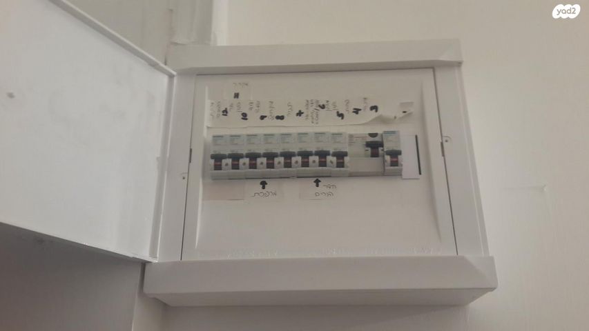 דירה, הרצל 10, הגבול רוטשילד, בת ים