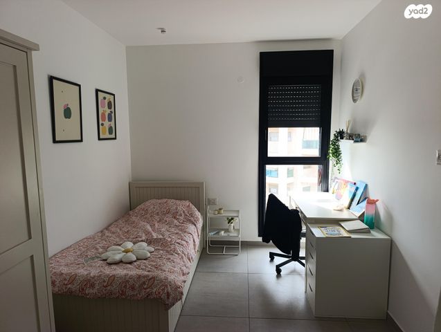 דירה, הושע 27, שעריה, פתח תקווה