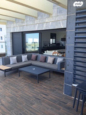 גג/ פנטהאוז, שולמית אלוני 11, נחלת יהודה, ראשון לציון