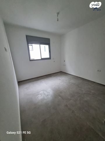 דירה, המעיין, ארלוזורוב, גבעתיים