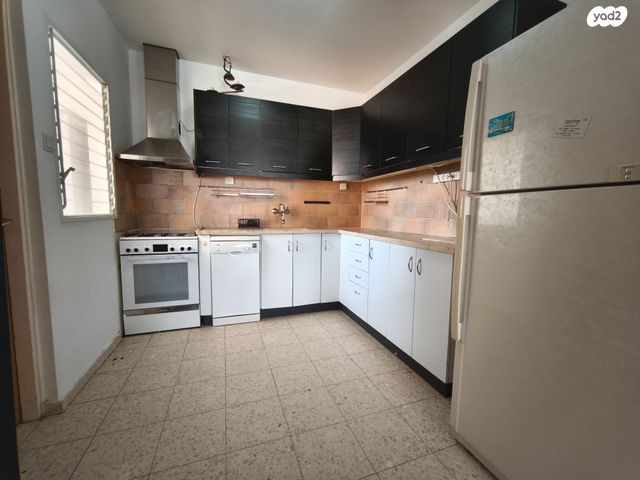 דירה, תפוח, חלמיש, ערד