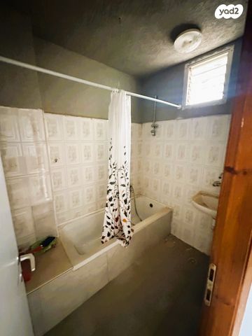 דירה, רמב"ן 74, שכונה ד', באר שבע