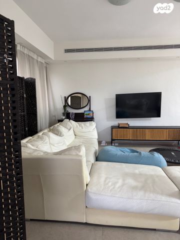 גג/ פנטהאוז, יגאל מוסינזון, תל ברוך, תל אביב יפו