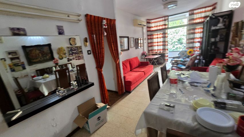 הפועל המזרחי ב', שיכון ב'