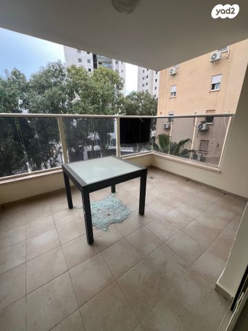 שדרות ירושלים 78