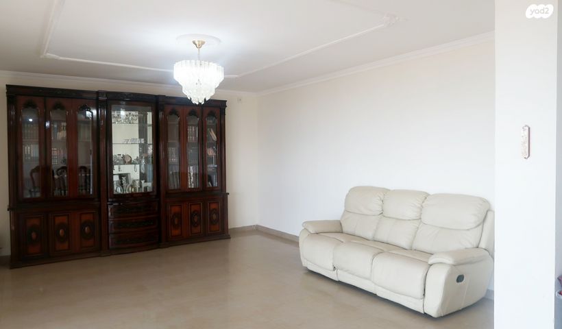 דירה, שז"ר, פאר, טבריה