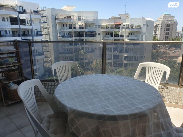 דירה, האורגן, נאות אשלים, ראשון לציון