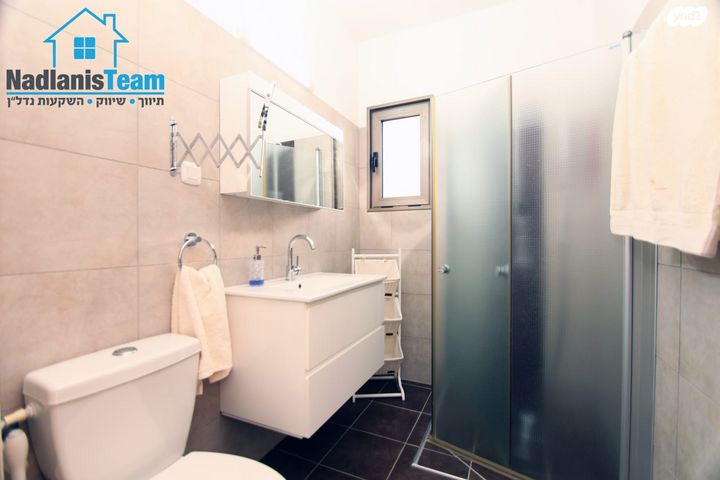 דירה, אהוד מנור, עיר ימים, נתניה