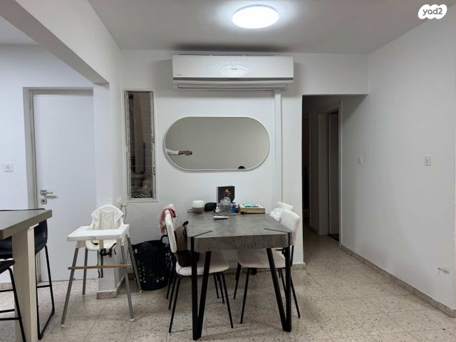 דירה, אירוס הארגמן, גבעת האירוסים, נתניה