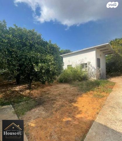 דו משפחתי, הרצליה