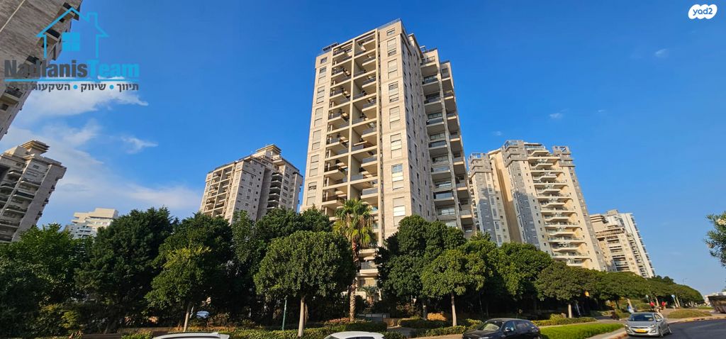 דירה, אהוד מנור, עיר ימים, נתניה