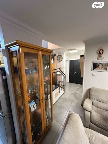 דירת גן, השקד, עין שרה, נהריה