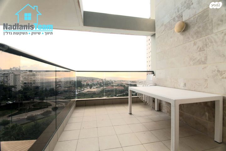 דירה, אהוד מנור, עיר ימים, נתניה