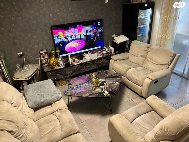 דירת גן, השקד, עין שרה, נהריה