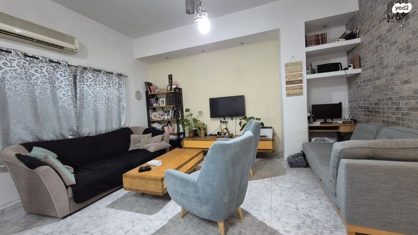 דירת גן, גוש עציון, קרית שמואל, טבריה