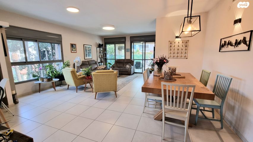 דירה, בוסל 11, פועלים ב, כפר סבא