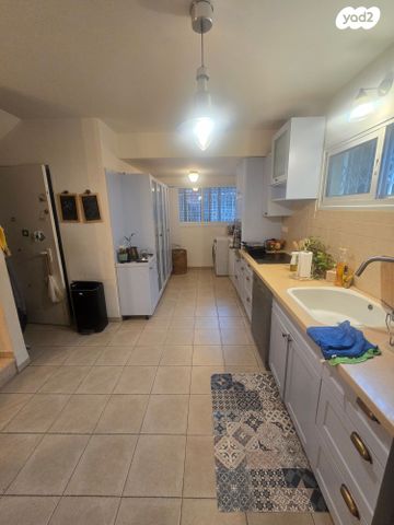 דירת גן, קרית עמל, קרית טבעון