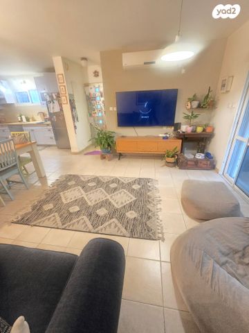 דירת גן, קרית עמל, קרית טבעון